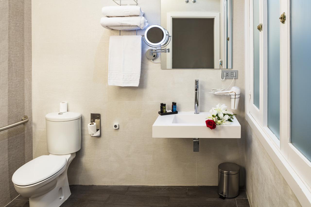 Betis 7 Luxury Boutique Apartments 세비야 외부 사진