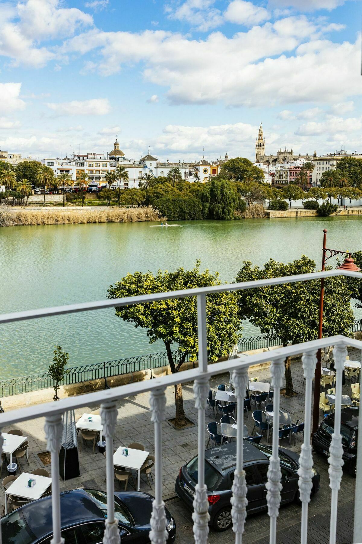 Betis 7 Luxury Boutique Apartments 세비야 외부 사진